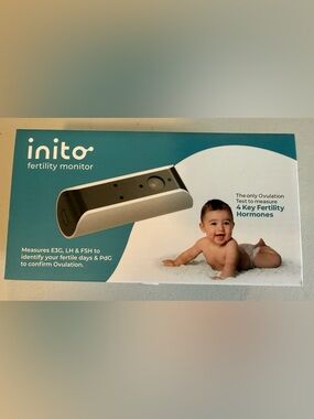 Inito Fertility Monitor (iPhone 12 Pro Max compatible clip)